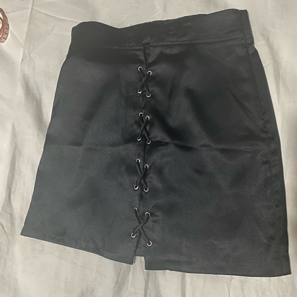 Zara mini lace up skirt - Picture 5 of 5